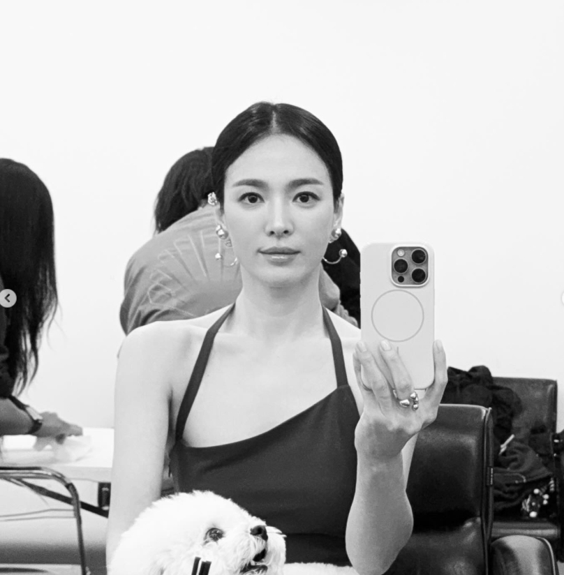 /Photo=Song Hye-kyo's personal account