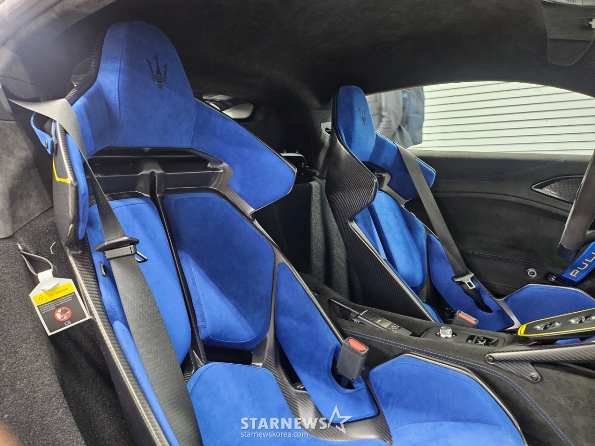 =玛莎拉蒂GT2 Stradale。