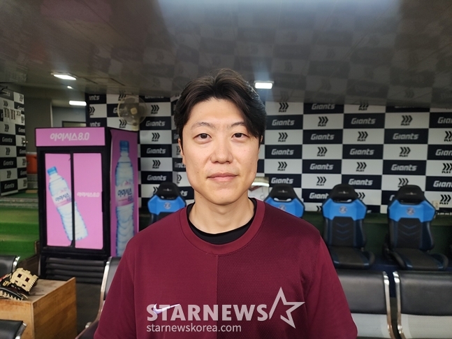 Park Jin-hung ahead of the game on the 29th. /Photo=Reporter Park Soo-jin