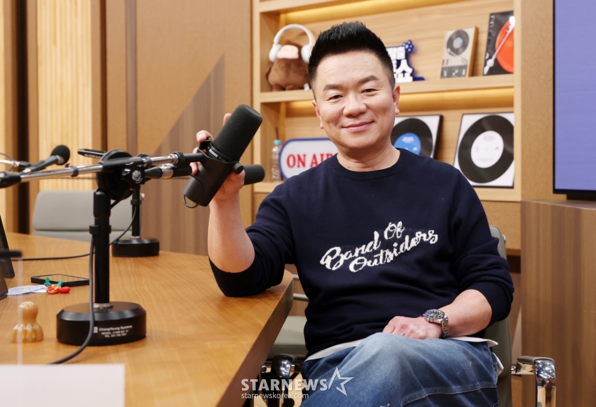 Phỏng vấn độc quyền DJ Kim Tae Kyun của radio Cultwo Show / Ảnh = Phóng viên Kim Hwi Sun hwijpg@