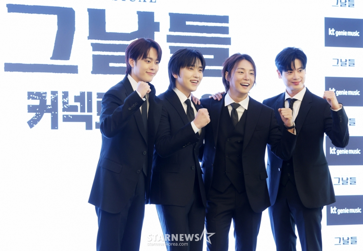 Actors Yoo Seon-ho, Sandeul, Yoon Si-yoon, and Park Kyu-won pose at a press conference for the musical 'Those Days' held at the Ellyena Hotel in Gangnam-gu, Seoul, on the 30th. /2026.04.30 /Photo=Kim Hwi-seon hwijpg@