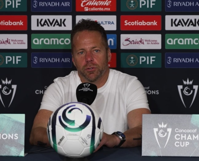 Marc Dos Santos speaks during a post-match press conference after the first leg of the 2026 CONCACAF Champions Cup quarterfinals against Toluca at BMO Stadium in Los Angeles, USA, on the 30th (Korean time). /Photo=LAFC official website screenshot