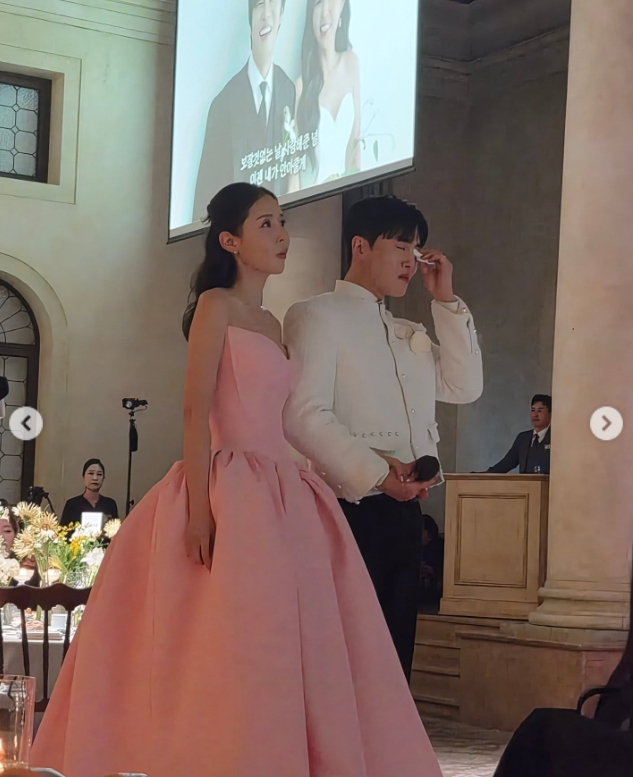 '신지♥' 문원, 결혼식서 눈물 펑펑
