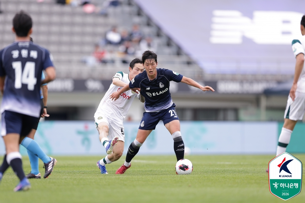 Seo Jin-seok (center). /Photo=Korea Professional Football League