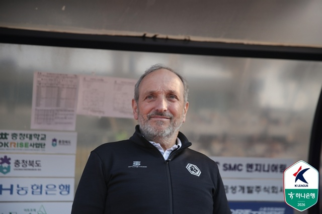 ルイ·クインタ忠清北道清州（チュンチョンプクト·チョンジュ）監督。 /写真=韓国プロサッカー連盟提供