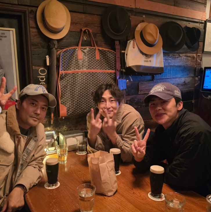 写真=チョン·ヒョンムのインスタグラム