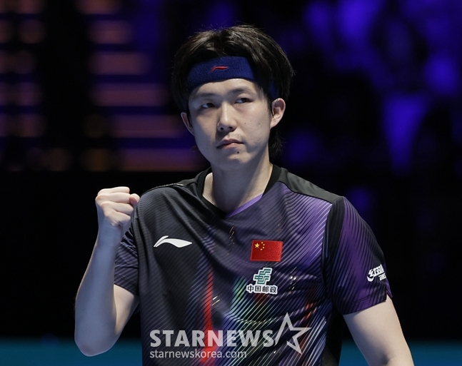 "휴지 없으면 찾아와!" 中탁구선수, 부상 치료하다 인성 논란→韓·스웨덴에 패하자 짜증