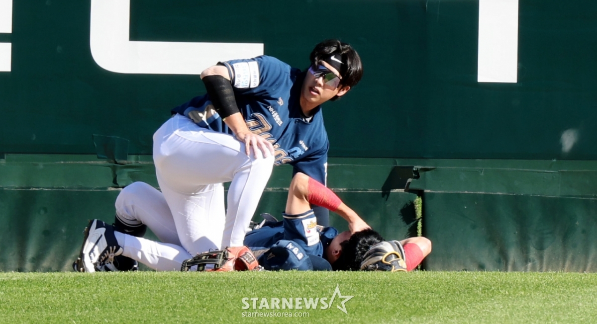 [한번에쓱]긴급 병원 호송 '에레디아 타구 수비하다 부상당한' 최정원