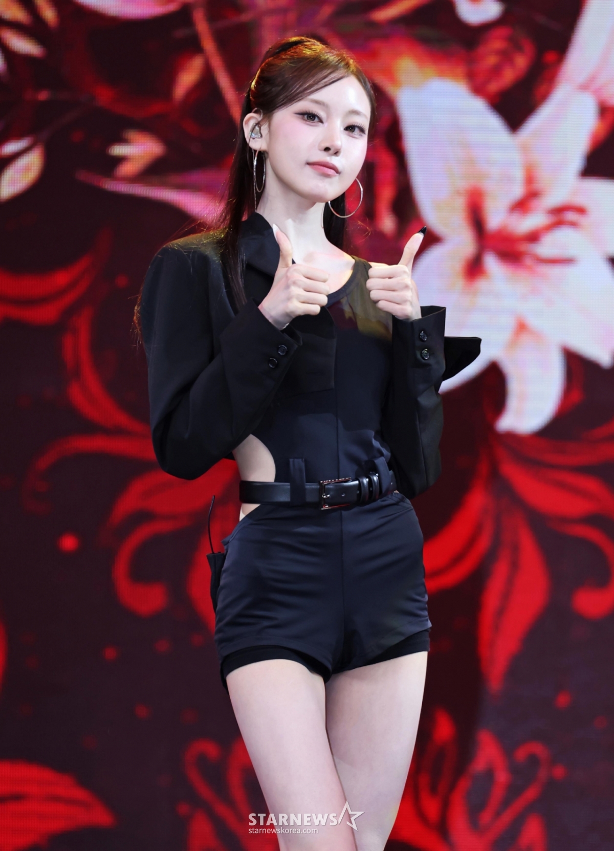 Girl group Billlie's Shon poses during the showcase for the release of their first full album 'the collective soul and unconscious: chapter two' held at the SBS Prism Tower open hall in Sangam-dong, Mapo-gu, Seoul, on the afternoon of the 6th. This album includes a total of 12 tracks, featuring the title track 'ZAP' along with new songs such as '$ECRET no more', 'TBD', 'B'yond me', 'SOUPASTA', 'OFF-AIR', and various remix tracks. /2026.05.06 /Photo=Lee Dong-hoon photoguy@