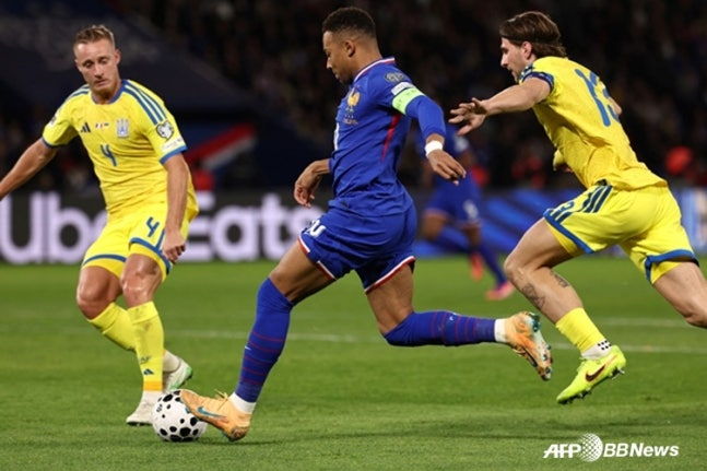 Kylian Mbappé (center). /AFPBBNews=NEWS1