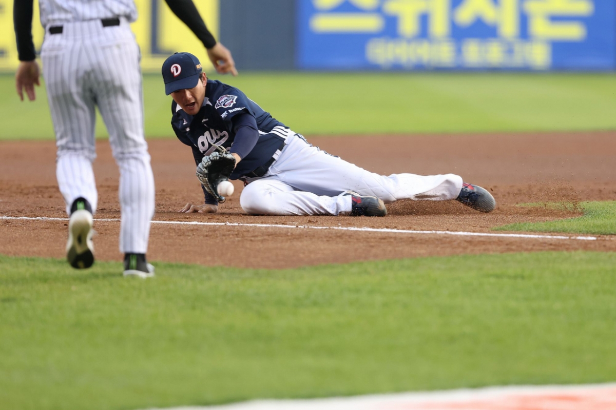 Инфилдер Ан Чжэ Сок, Doosan Bears. /Фото = Предоставлено Doosan Bears.