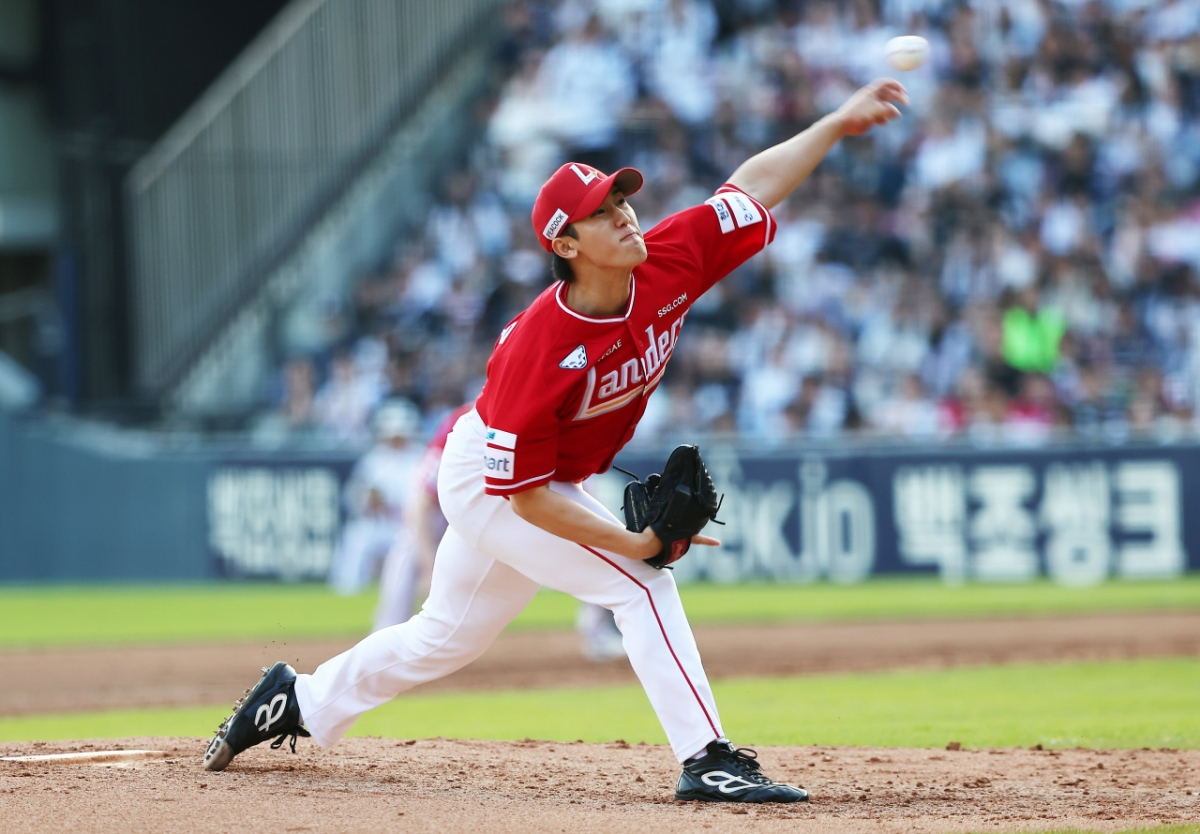 Koji Hiramoto. /Photo=SSG Landers