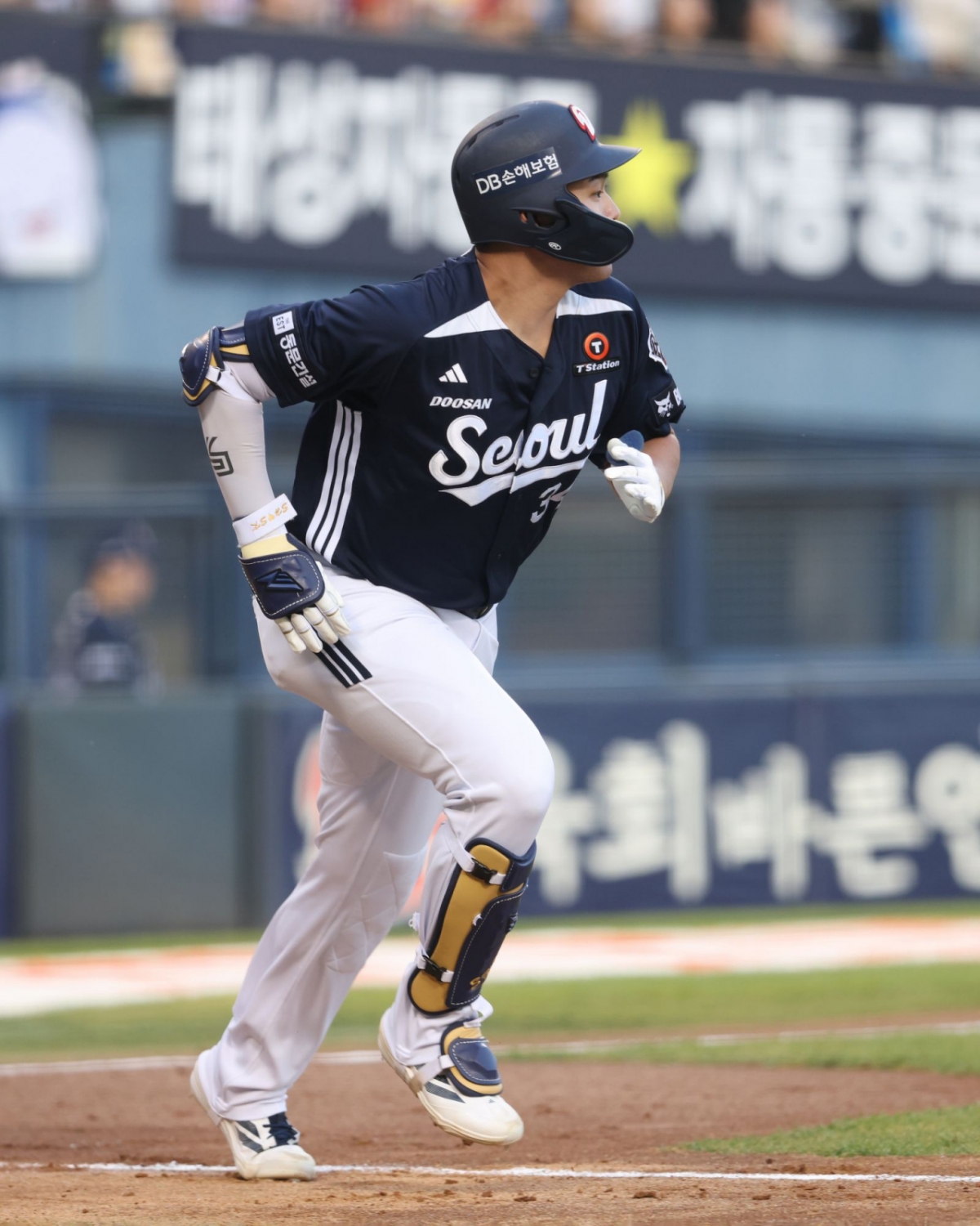 '이럴수가' KBO 레전드 포수→'2G 연속' 선발 제외라니... 사령탑 "뒤에 상황 생기면 준비할 것" [잠실 현장]