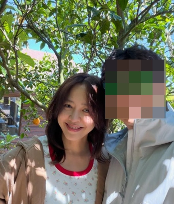 "모든 것 기적 같아" 강성연, 이혼 후 새 가정 꾸렸다..남편 얼굴 공개 [전문]