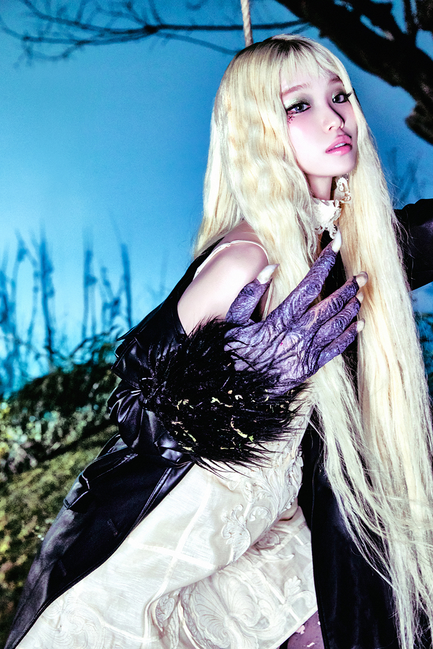 ReceraPhim Kim Chae Won / Ảnh = Source Music