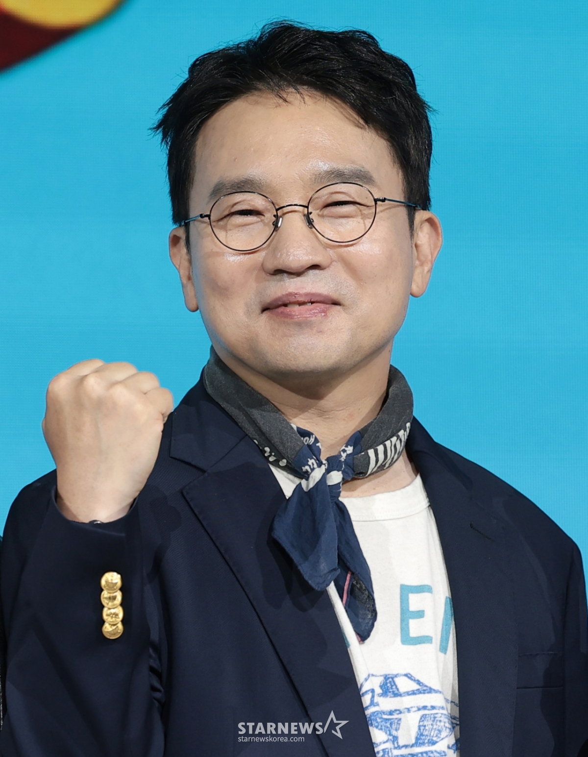 (Seoul=NEWS1) Reporter Kwon Hyun-jin = Director Yoo In-sik poses at the Netflix series 'Wonderfuls' production presentation held at JW Marriott Dongdaemun Square in Seoul Jongno-gu on the 12th. 'Wonderfuls' is a superpower comic adventure drama set at the end of the 20th century in 1999, where four ordinary people labeled as insignificant and outcasts gain special abilities and face a mission to save the world by fighting villains. 2026.5.12/NEWS1 Copyright © NEWS1. All rights reserved. Unauthorized reproduction, redistribution, and AI training are prohibited. /Photo=NEWS1) Reporter Kwon Hyun-jin