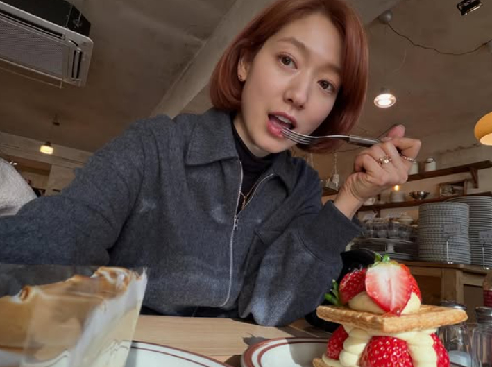 '둘째 임신' 박신혜, PGA 챔피언십 나들이.."아빠랑 같이"