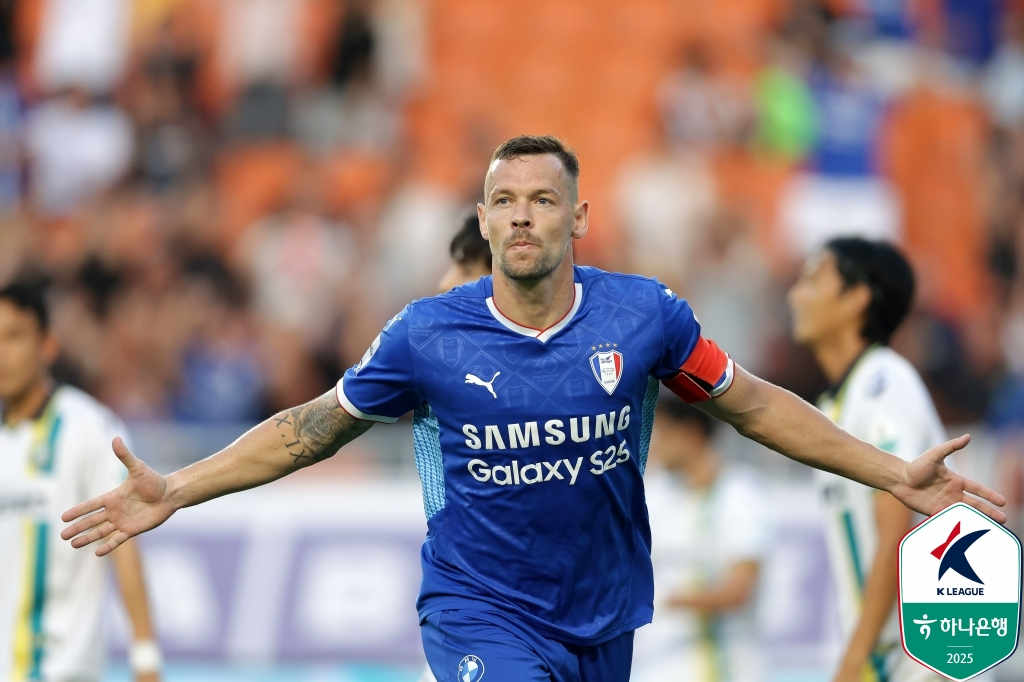 水原三星（スウォン·サムスン）のFWイリューチェンコ。 /写真=韓国プロサッカー連盟提供