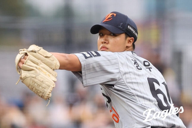 Чон Усок Ханва. /Фото = Предоставлено Hanwha Eagles.