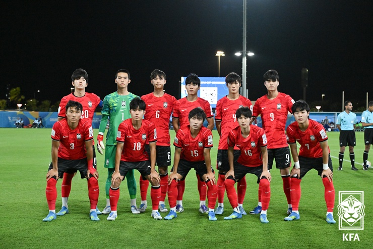 Đội tuyển U17 Hàn Quốc tham gia trận chung kết bảng C của Liên đoàn bóng đá châu Á (AFC) U17 Asian Cup 2026 được tổ chức tại sân vận động King Abdullah Sports City Training Stadium (Pitch B) ở Jeddah, Ả Rập Xê Út vào ngày 14 (giờ Hàn Quốc). /Ảnh = Hiệp hội bóng đá Hàn Quốc cung cấp