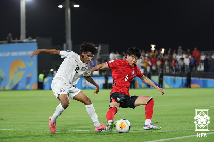 Trận đấu giữa Hàn Quốc và Yemen trong trận chung kết bảng C của Liên đoàn bóng đá châu Á (AFC) U17 Asian Cup 2026 được tổ chức tại sân vận động King Abdullah Sports City Training Stadium (Pitch B) ở Jeddah, Ả Rập Xê Út vào ngày 14 (giờ Hàn Quốc). /Ảnh = Hiệp hội bóng đá Hàn Quốc cung cấp