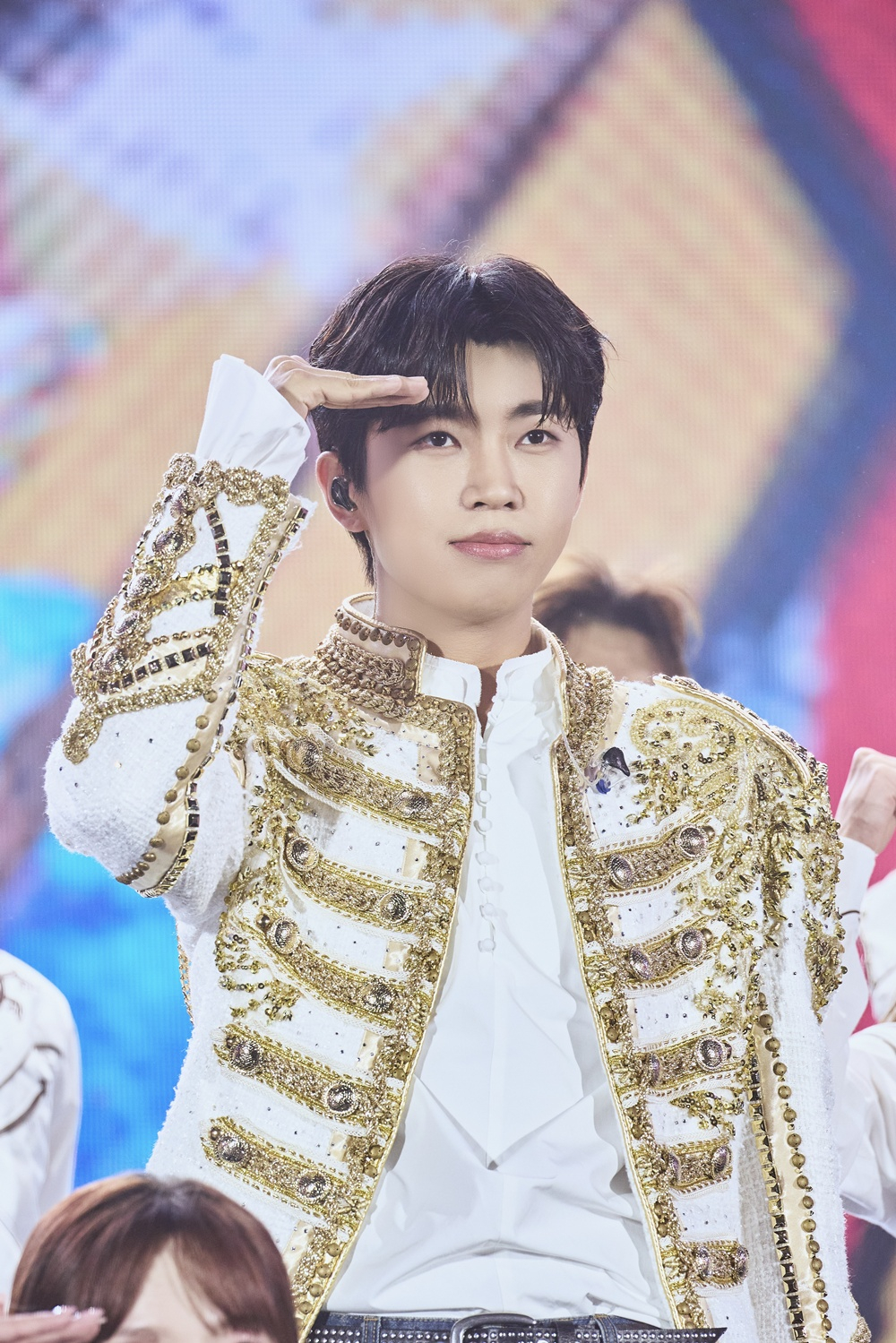 임영웅 팬클럽 '영웅시대 홍천방', 어버이날 맞아 24번째 삼계탕 나눔 봉사..선한 영향력 실천
