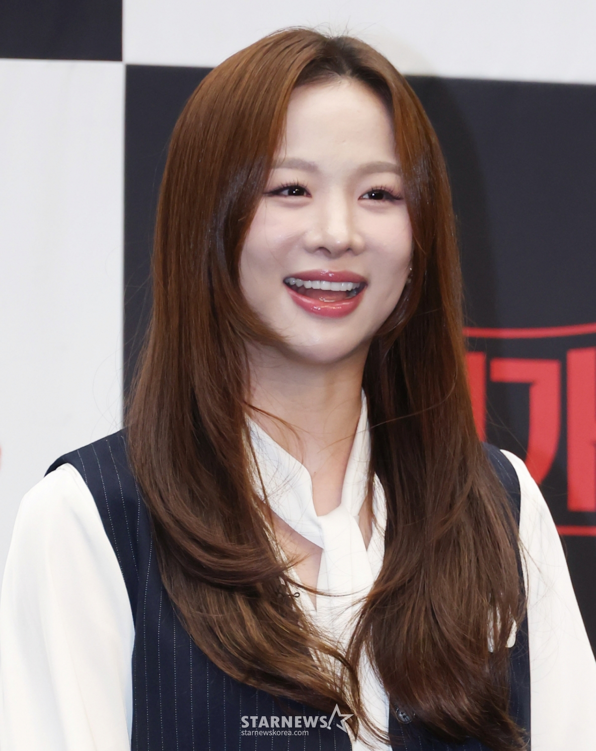 Singer Solji, ranked seventh on MBN's variety show 'Active King 3', poses at the wrap-up press conference held on the morning of the 11th at the Stanford Hotel in Sangam-dong, Mapo-gu, Seoul. /2026.03.11 /Photo=Senior reporter Lee Dong-hoon photoguy@