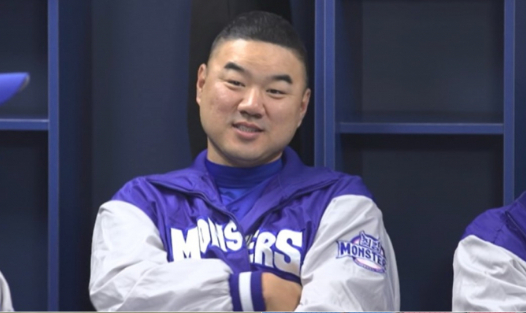 '최강야구2' 합류 송승준, 1억원 빌려놓고 안 갚았다[스타이슈]