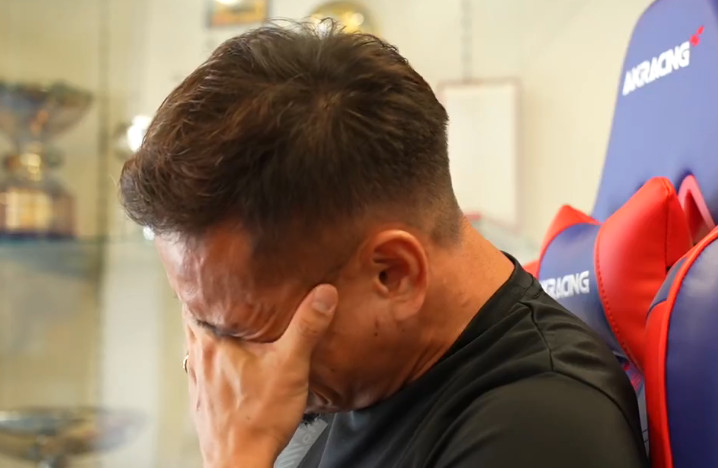 Yagato Yuto derramando lágrimas. /Foto=Captura del video oficial de las redes sociales de FC Tokio