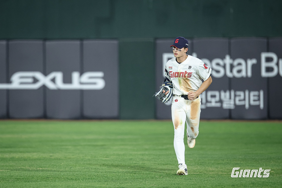 ロッテ·ジャイアンツの外野手、ユン·ドンヒ。 /写真=ロッテジャイアンツ提供