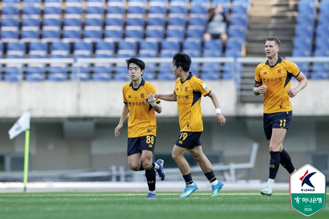 GwangjuFC players. /Photo=Korea Professional Football League