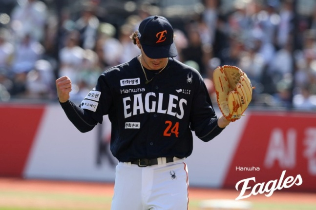 Ханва Уайт вернулся в игру против KT в Сувоне 16-го числа. /Фото = Предоставлено Hanwha Eagles