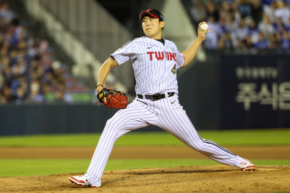Son Ju-young, transformado en cerrador de los LG Twins. /Foto=LG Twins