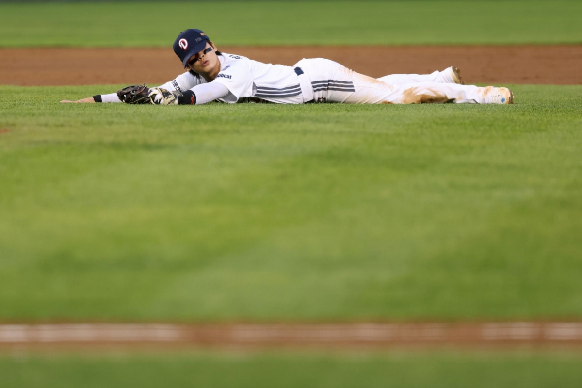 Матч Джамсиль NC Dinos - Doosan Bears 21-го числа. Вид на оборону Пак Чан Хо. /Фото = Предоставлено Doosan Bears.