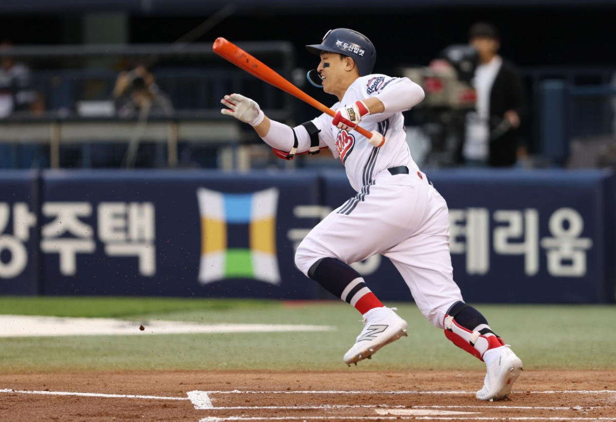 Матч Джамсиль NC Dinos - Doosan Bears 21-го числа. Вид удара Сон А Сопа. /Фото = Предоставлено Doosan Bears.