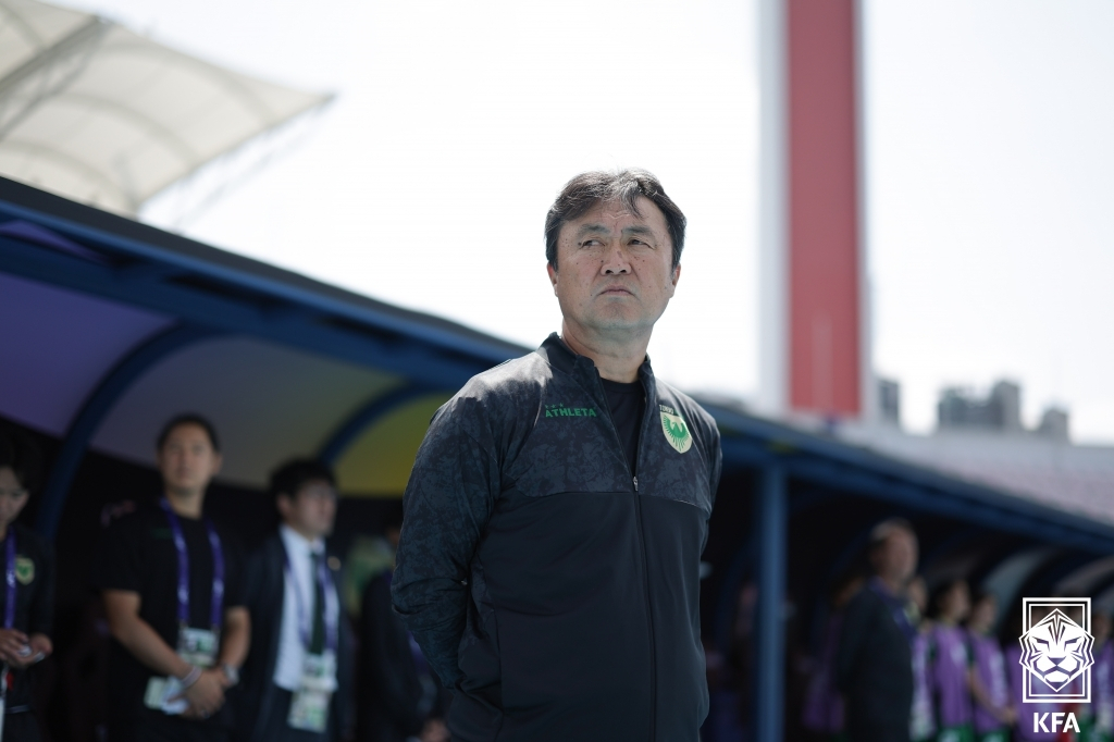 Tokyo Verdy Coach Kusunose Naoki. /Photo=Korea Football Association