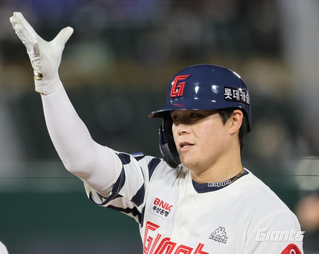 Gook Hae Sung thời Lotte. /Ảnh = Cung cấp Lotte Giants