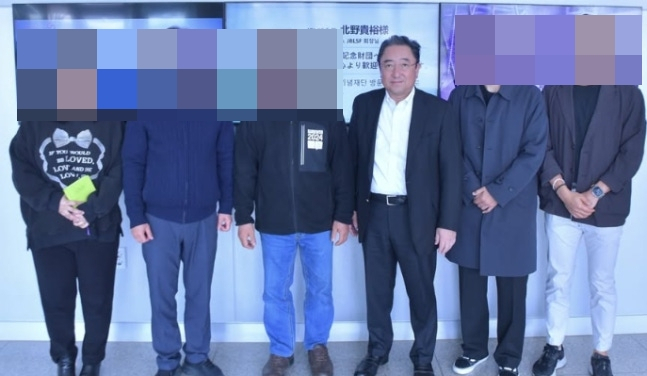 Takahiro Kitano, expresidente de la Federación Japonesa de Bobsleigh, Luge y Skeleton Yeon Maeng (Chairman), visitó el mes pasado la Fundación Conmemorativa de los Juegos Olímpicos de PyeongChang 2018 (tercero desde la derecha). /Foto=Proporcionada por la Federación Coreana de Bobsleigh, Luge y Skeleton