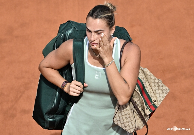 Sabalenka apareció en el Abierto de Roma del pasado 10 con un bolso de lujo. /foto=NEWS1