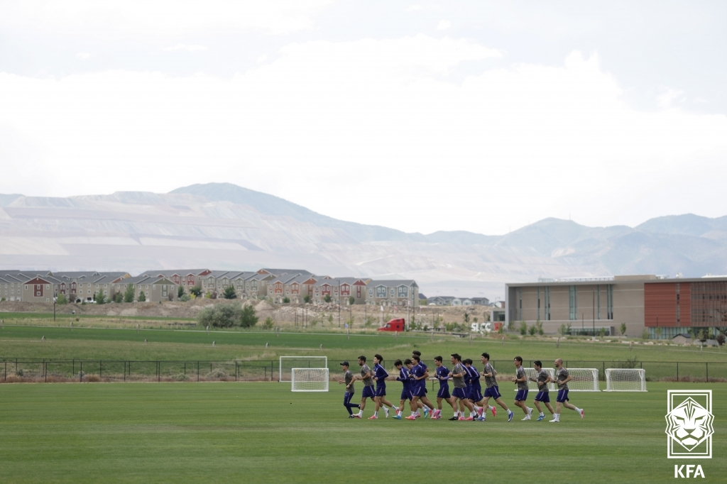 Hong Myung-bo's team training in the high-altitude area of Salt Lake City, USA. /Photo=Korea Football Association