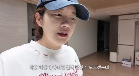 Ảnh = Cap màn hình YouTube của Kim Seung Hye