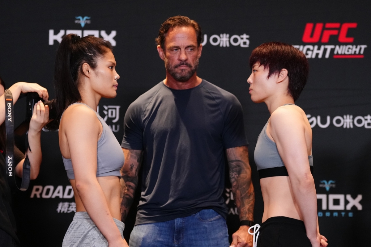 Dong Huashang (left) and Park Bo-hyun. /Photo=UFC Official
