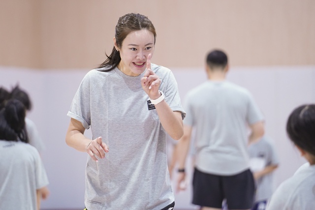Yoon-ja Heo, coach of Bucheon Hana Bank. /Photo=WKBL