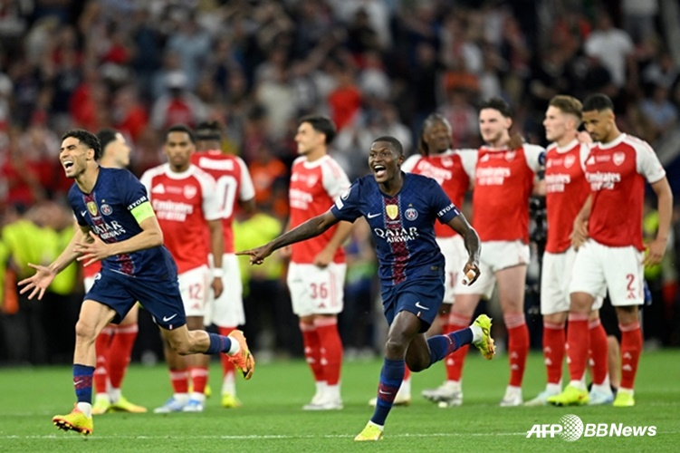 PSG players celebrating. /AFPBBNews=NEWS1