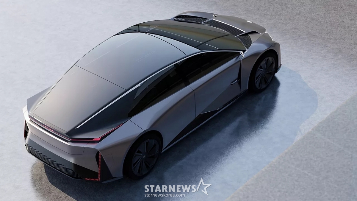 Lexus LF-ZC