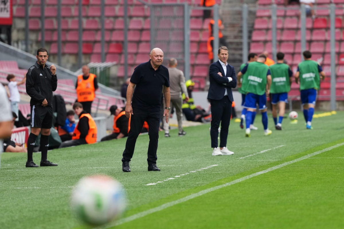 Miroslav Koubek, entrenador. /Foto=Captura de la página web de la Asociación de Fútbol de la República Checa
