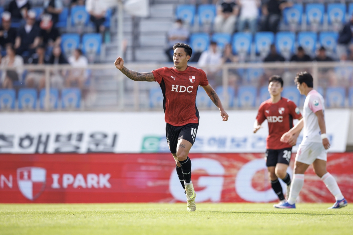 Gabriel of Busan IPark. /Photo=Korea Professional Football League
