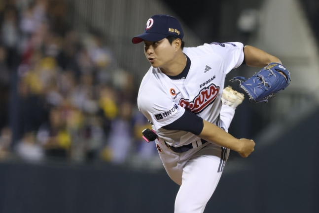 Doosan Bears pitcher Choi Ji-kang. He was called up to the first division today to fill the gap left by Yang Jae-hoon. /Photo=Doosan Bears