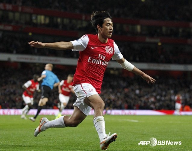 Dáng vẻ thời Arsenal của Park Joo Young. /AFPBBNews = Tin tức 1