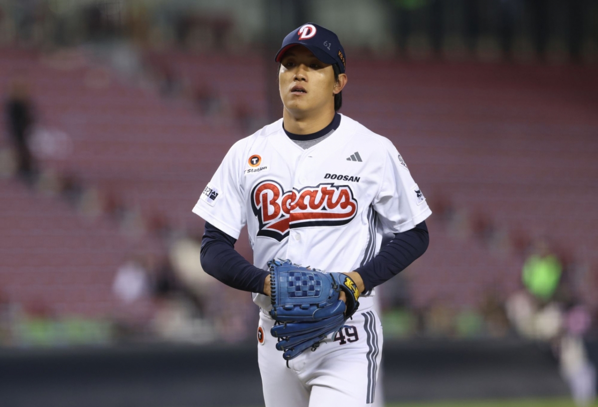 Lanzador de los Doosan Bears, Park Shin-ji. /foto=Doosan Bears